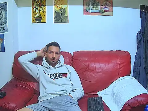 Snapshot of GiorgieUps chatting on 7, 10, 2025 GiorgieUps online show from 7, 10, 2025