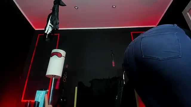 CharlotteScotte online show from 27, 10, 2025