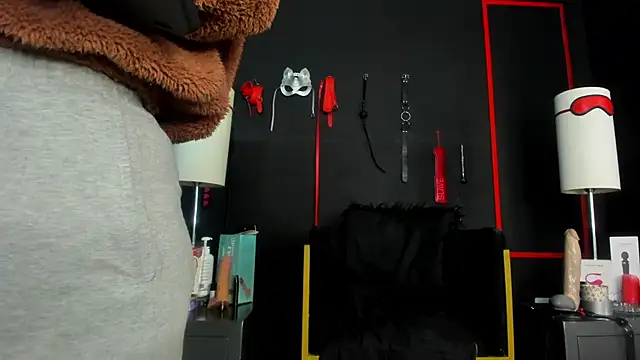 CharlotteScotte online show from 13, 1, 2026