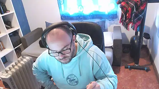 ravingr4d4 online show from 12, 3, 2025