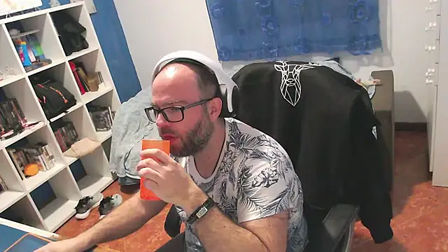 ravingr4d4 online show from 21, 2, 2026