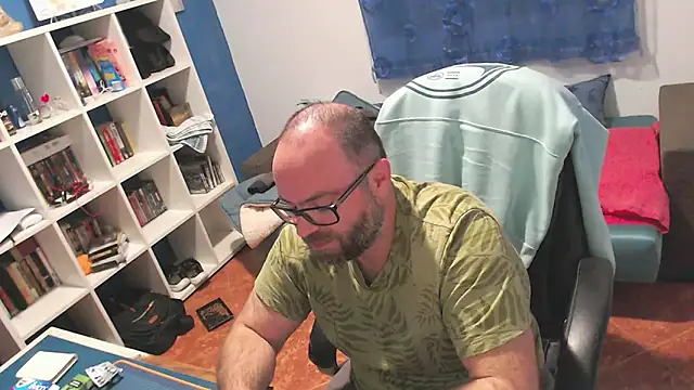 ravingr4d4 online show from 22, 3, 2026