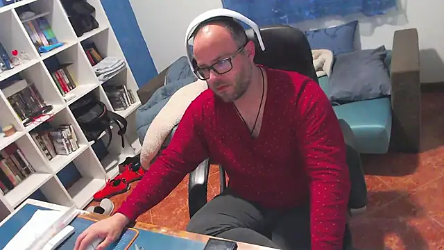 ravingr4d4 online show from 8, 4, 2026