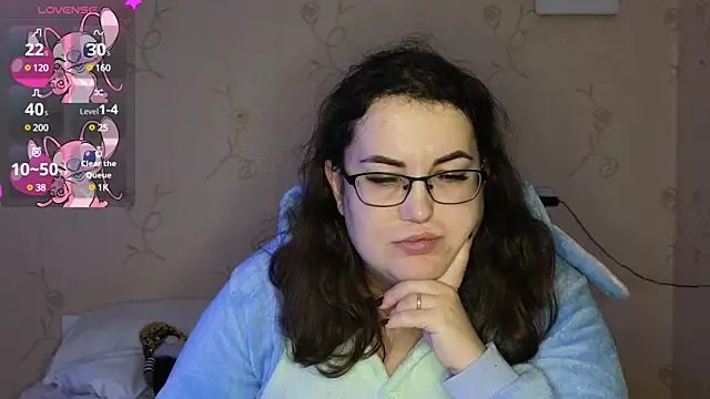 VladaCandy online show from 1, 2, 2025