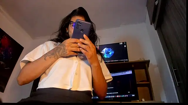 kaamilah online show from 15, 10, 2025