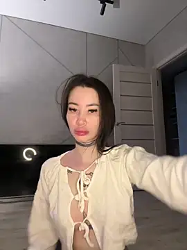 Snapshot of Yunasi chatting on 6, 3, 2025 Yunasi online show from 6, 3, 2025