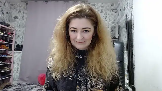 Helen1974 online show from 15, 1, 2025