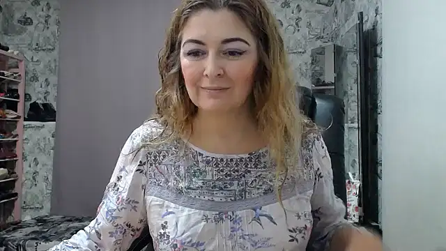 Helen1974 online show from 30, 1, 2025