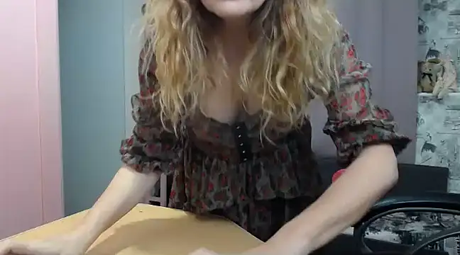 Helen1974 online show from 9, 2, 2025