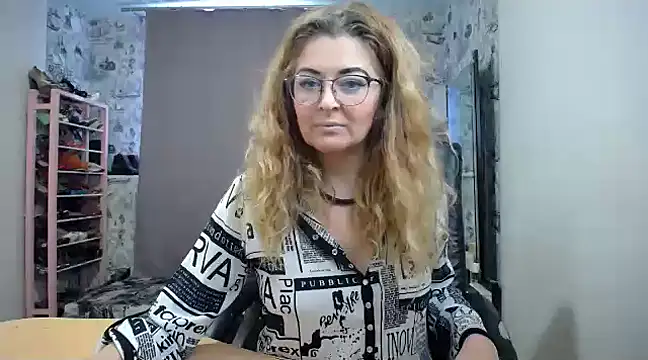 Helen1974 online show from 19, 2, 2025