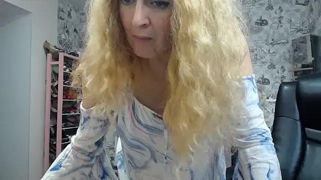 Helen1974 online show from 24, 10, 2025