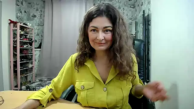 Snapshot of Helen1974 chatting on 27, 4, 2026 Helen1974 online show from 27, 4, 2026