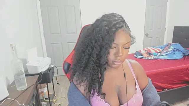 Snapshot of demi_xoxo chatting on 21, 10, 2025 demi xoxo online show from 21, 10, 2025