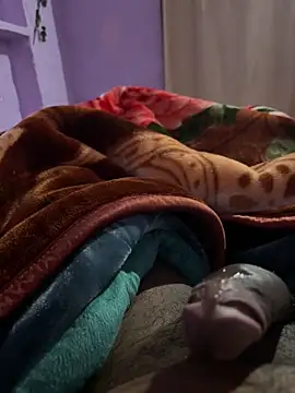 Snapshot of delhiboyz1 chatting on 17, 12, 2025 delhiboyz1 online show from 17, 12, 2025