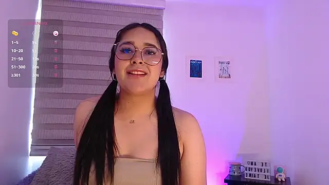 Snapshot of Megan_FE chatting on 16, 9, 2025 Megan FE online show from 16, 9, 2025