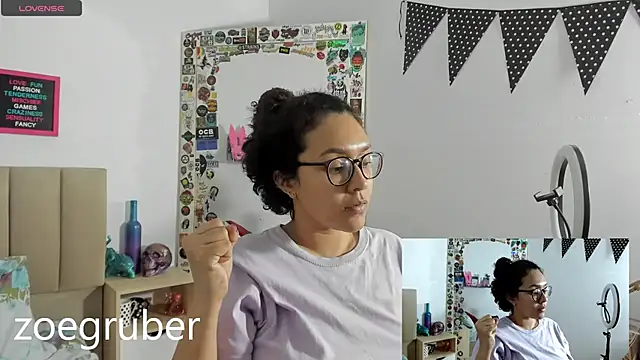 Zoe Gruber online show from 13, 1, 2025