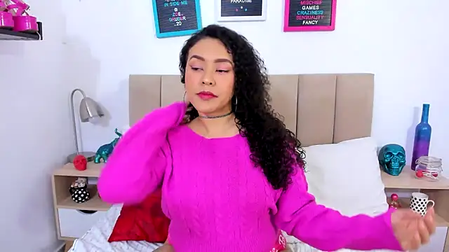 Zoe Gruber online show from 14, 3, 2025