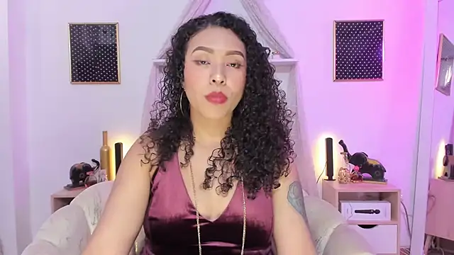 Zoe Gruber online show from 11, 10, 2025