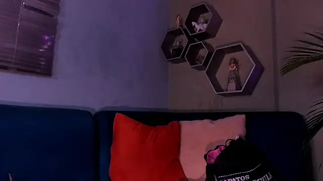 Snapshot of Sussy_Bell01 chatting on 22, 2, 2025 Sussy Bell01 online show from 22, 2, 2025