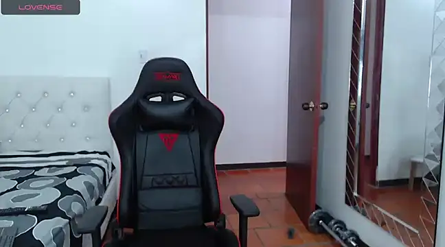 JoseRumbero26 online show from 10, 2, 2025