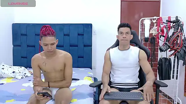 JoseRumbero26 online show from 8, 10, 2025