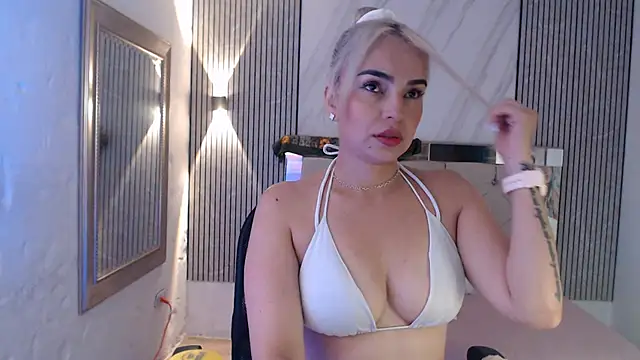 Snapshot of ashley__tylor chatting on 14, 7, 2026 ashley tylor online show from 14, 7, 2026