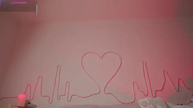 EmmaSanzz  online show from 21, 11, 2025