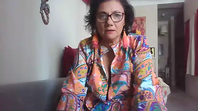 LadyLizi online show from 2, 6, 2026