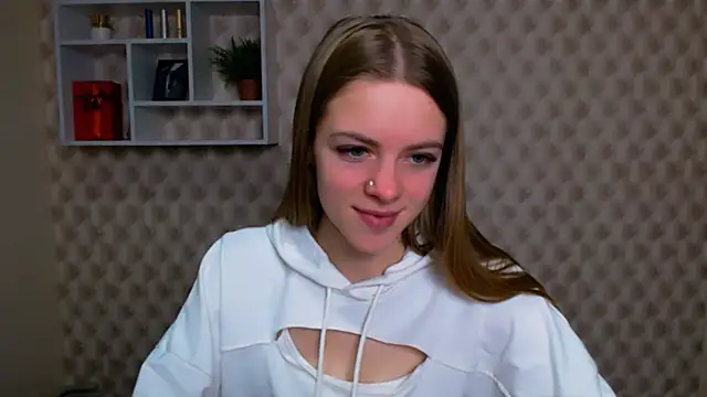 Snapshot of AliceFlirtt_ chatting on 3, 11, 2025 AliceFlirtt online show from 3, 11, 2025