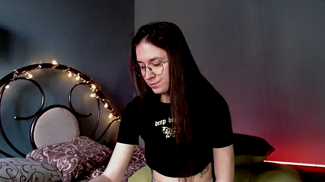 wow  kelly online show from 19, 2, 2025