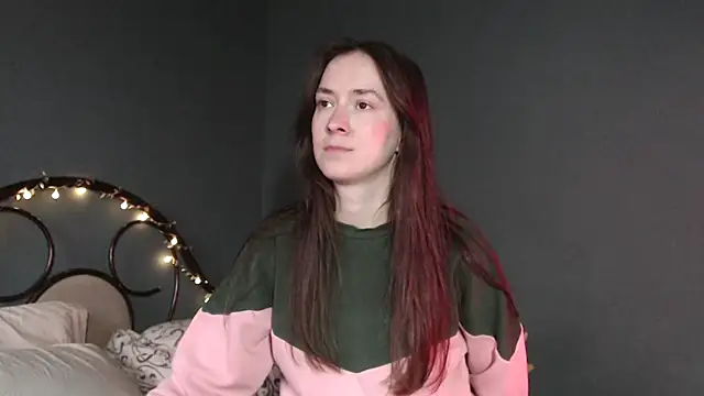 wow  kelly online show from 18, 4, 2026