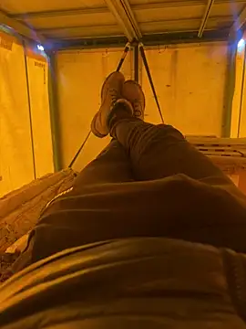 Snapshot of cussy007 chatting on 24, 11, 2025 cussy007 online show from 24, 11, 2025