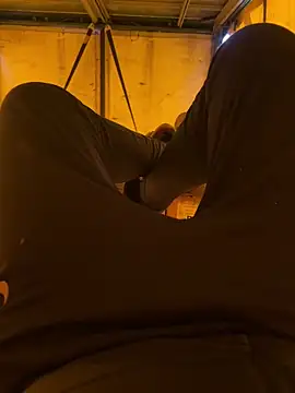 Snapshot of cussy007 chatting on 17, 12, 2025 cussy007 online show from 17, 12, 2025