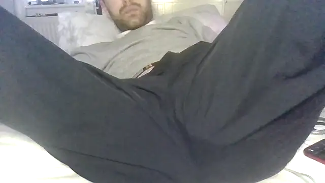 Snapshot of VersGuy24 chatting on 19, 3, 2026 VersGuy24 online show from 19, 3, 2026