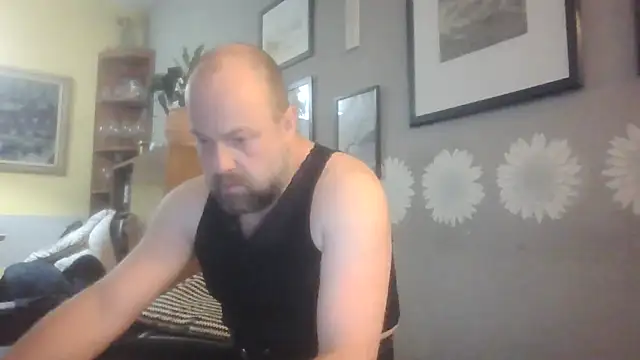 Snapshot of Prehistorixxx2686 chatting on 17, 5, 2026 Prehistorixxx2686 online show from 17, 5, 2026