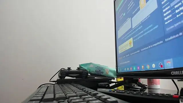 samantha  wilson online show from 22, 12, 2025