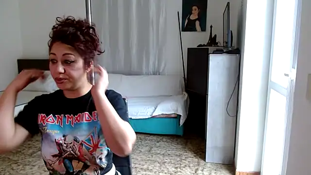 Snapshot of danasantoreal chatting on 12, 2, 2026 danasantoreal online show from 12, 2, 2026