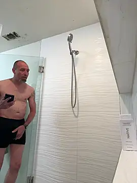 El Gizmo online show from 8, 3, 2025