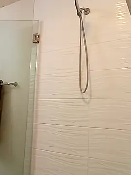 El Gizmo online show from 9, 3, 2025