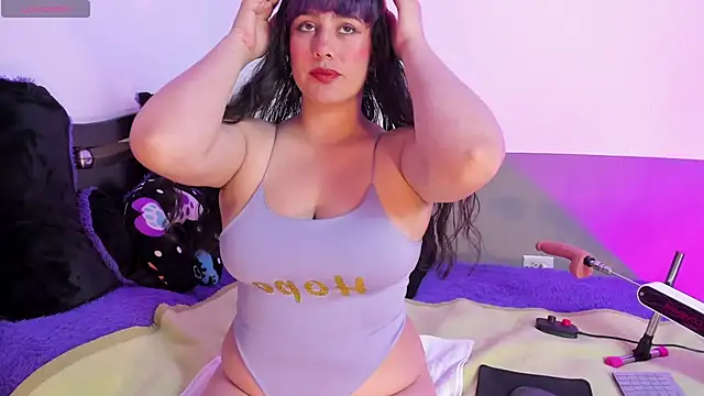 Missmonserrat online show from 12, 2, 2025