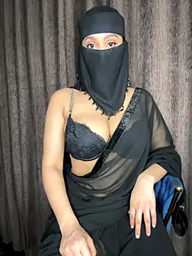 Snapshot of YourThirstySlut chatting on 6, 11, 2025 YourThirstySlut online show from 6, 11, 2025