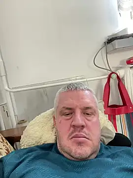 Snapshot of Evolite123 chatting on 4, 3, 2025 Evolite123 online show from 4, 3, 2025