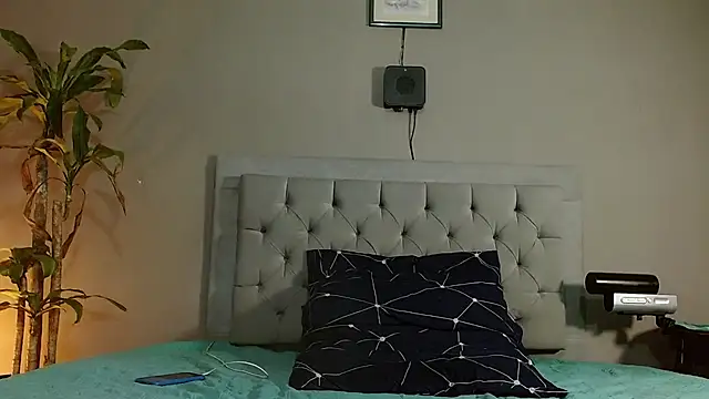 Mr WhiteCock online show from 21, 12, 2024