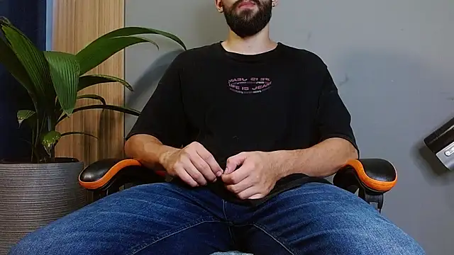 Mr WhiteCock online show from 8, 9, 2025