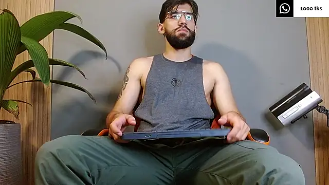 Mr WhiteCock online show from 13, 9, 2025