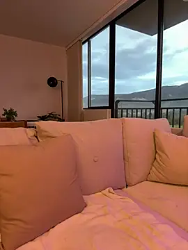 Rae Lil White online show from 16, 2, 2026