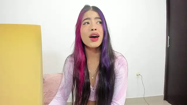 analia collins online show from 6, 3, 2026