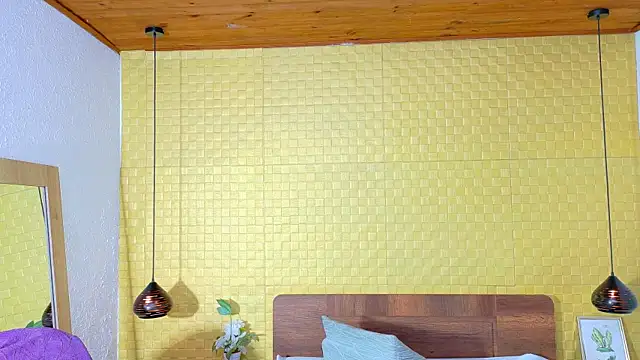 Squirter pussybomb online show from 12, 12, 2024