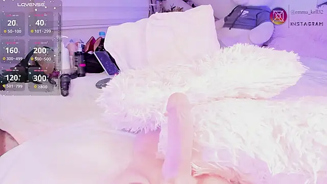 Emma-kell online show from 23, 2, 2025