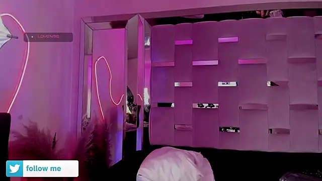 Sara Foxx1 online show from 5, 6, 2026